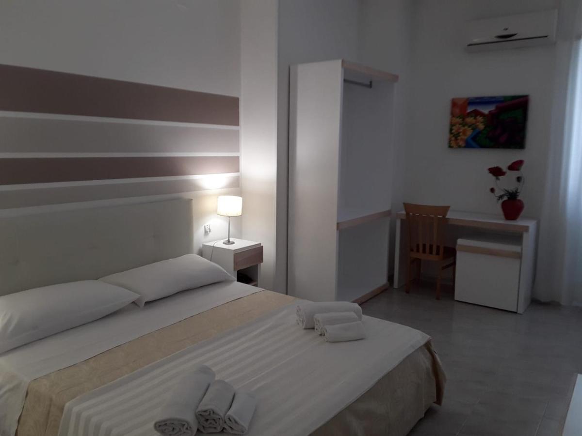 Porto Cesareo Hotel Экстерьер фото