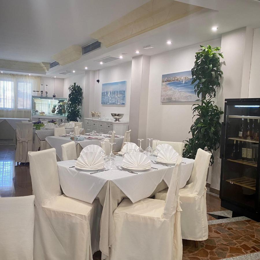 Porto Cesareo Hotel Экстерьер фото