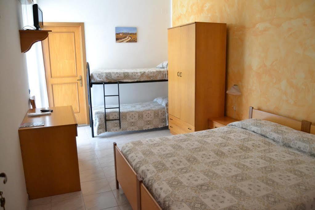 Porto Cesareo Hotel Экстерьер фото